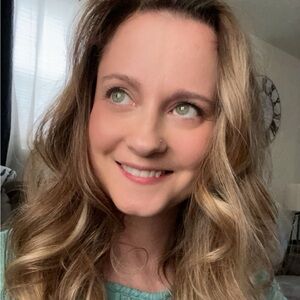 Meet your Posher, Leslie